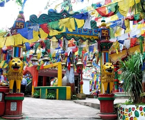 Observatory Hill and Mahakal Temple in Darjeeling with scenic Himalayan views